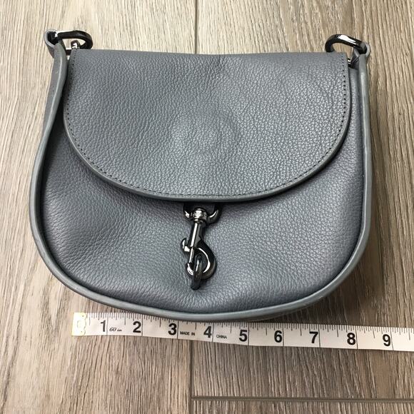 Botkier Trigger Saddle Crossbody Magnetic Flap Purse Bag Gray Adjustable Straps - Picture 5 of 10